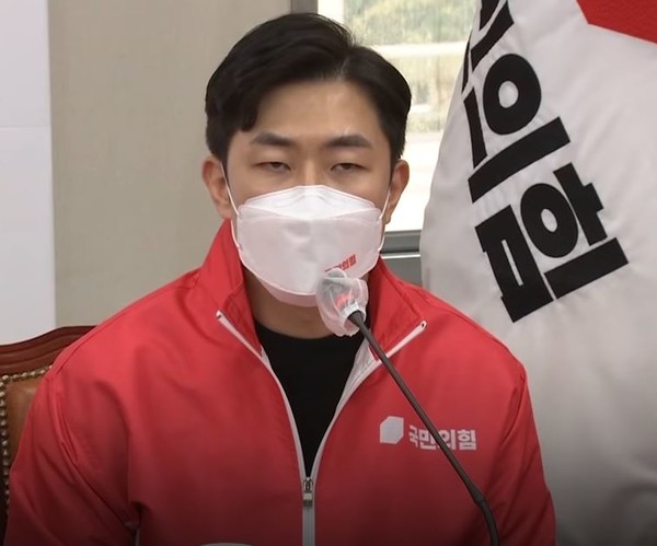 ▲노재승 공동선대위원장이 사퇴했다. (사진출처=유튜브 캡처)