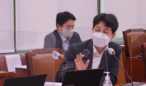 윤건영 의원. (사진=윤건영의원 블로그)