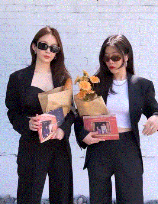 다비치 멤버 이해리가 결혼 소식을 알린 가운데 때아닌 강민경의 인스타그램과 유튜브 반응이 더 화제를 받고 있다. / 사진=강민경 인스타그램