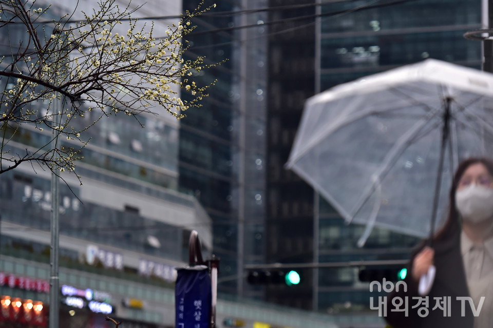이번주 날씨와 장마기간에 대한 궁금증이 일고 있다./사진=내외경제TV