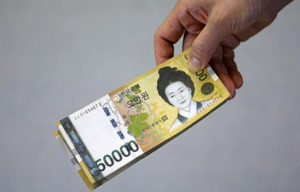 중소벤처기업부(중기부)는 1일 오후 2시 기준 12만 5,449개사가 5,264억 5,000만원 규모의 2022년 1분기분 손실보상금 신청을 완료했다고 밝혔다. / 사진=픽사베이