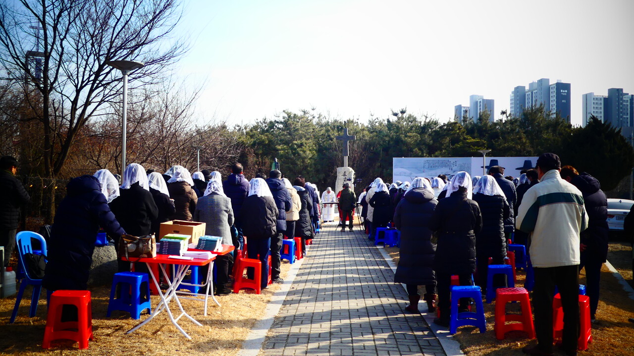 222년만에 열린 포천 복자 홍인 레오 순교 헌양 미사 모습 [사진=양상현 기자]