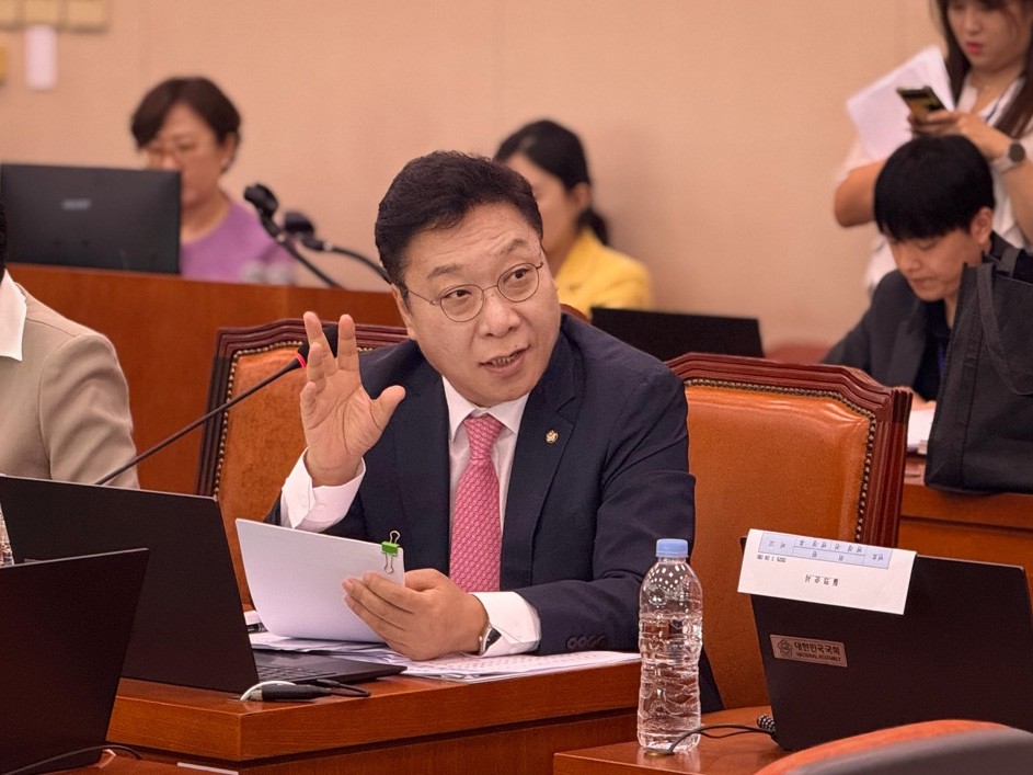 국회 문화체육관광위원회 소속 정연욱 의원(국민의힘, 부산 수영구)[사진=정연욱 의원실]
