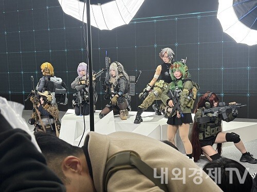 사진 : 웹젠 코스프레 모델들 / 내외경제TV
