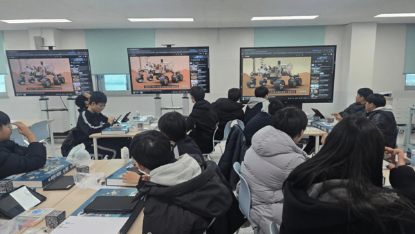 [UP! START] 큐브로이드, 피지컬 AI 기반 시스템 설계 수업 도입 - 뉴스 썸네일 이미지