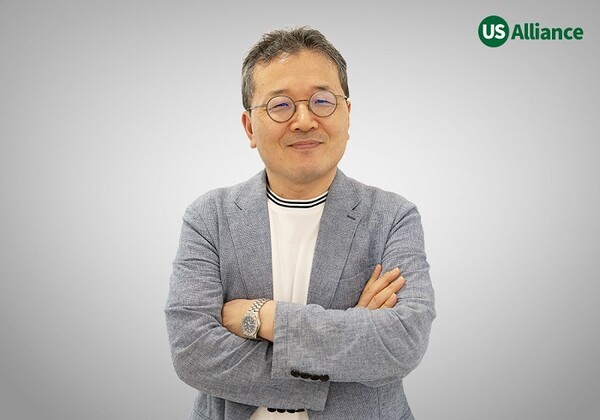 어스얼라이언스, 소현철 박사와 협업...AI·반도체 콘텐츠 확대 - 뉴스 썸네일 이미지