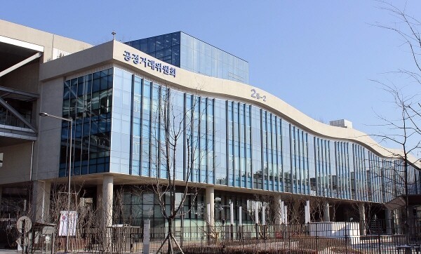 공정위, 비에스산업·코리아디앤아이 정조준… 알짜 지분 넘겨 370억 배...